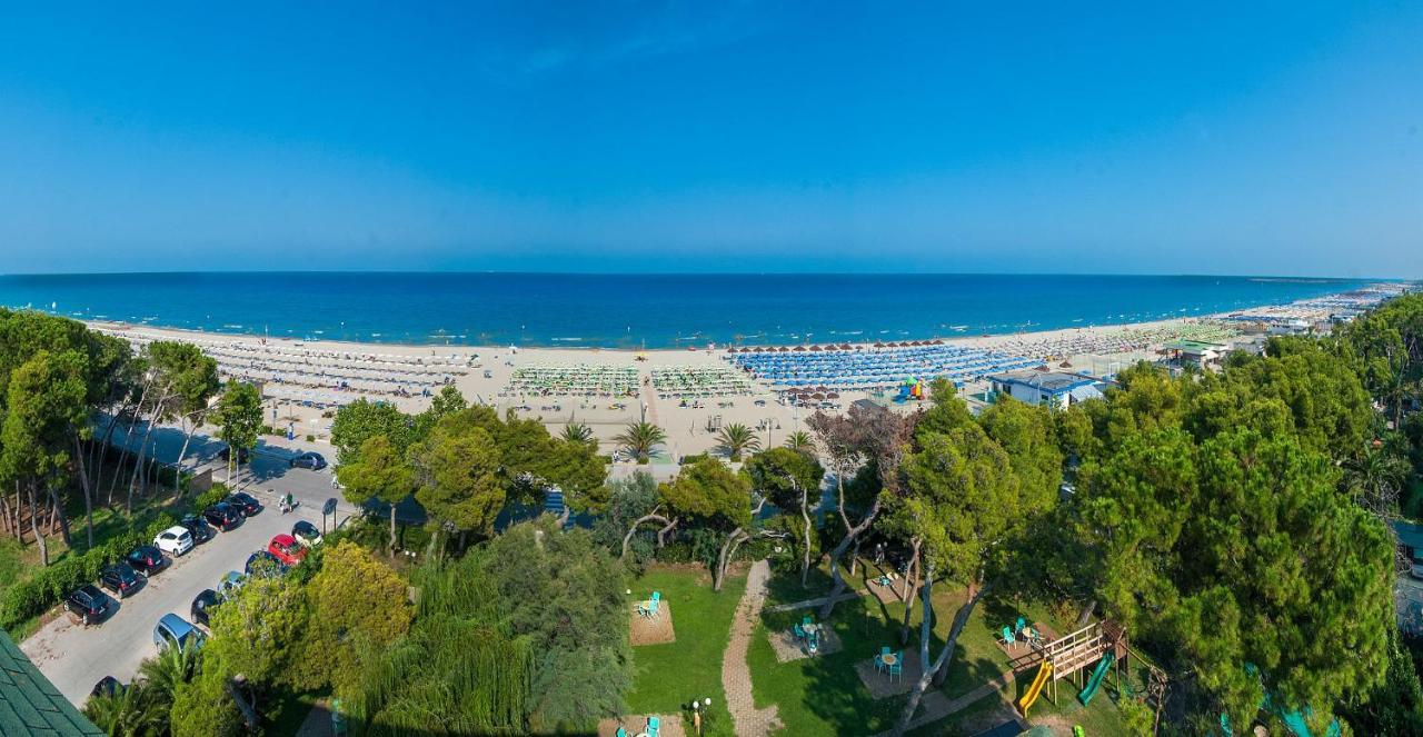 Hotel Smeraldo Giulianova Exterior foto